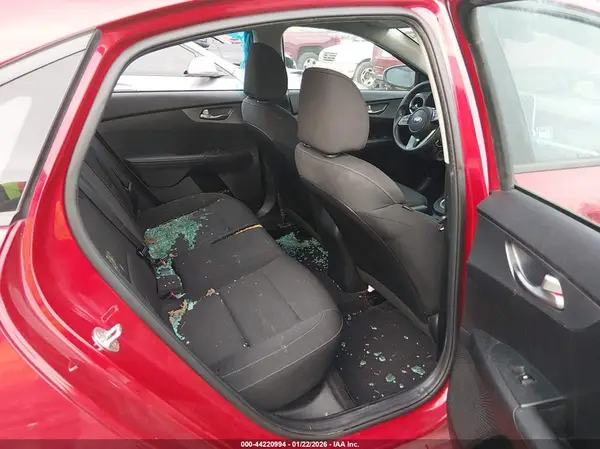 3KPF24AD0ME404751 2021 KIA FORTE - Image 8
