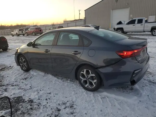3KPF24AD0ME404801 2021 KIA FORTE - Image 2