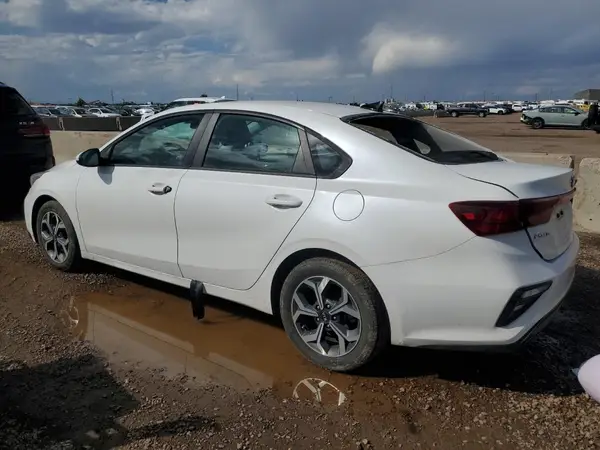 3KPF24AD0ME411165 2021 KIA FORTE - Image 2