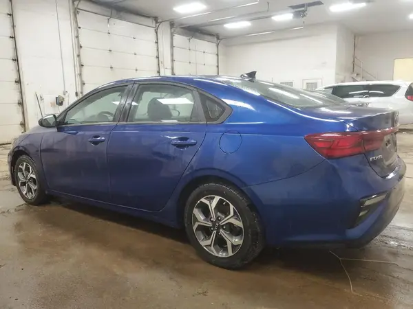 3KPF24AD0ME414275 2021 KIA FORTE - Image 2