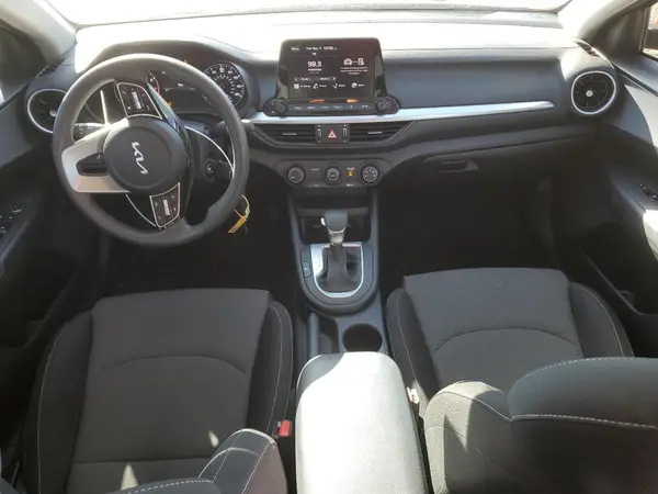 3KPF24AD0NE416349 2022 KIA FORTE - Image 8