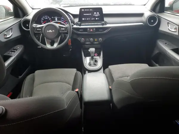 3KPF24AD0NE418828 2022 KIA FORTE - Image 8