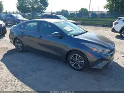 3KPF24AD0NE424483 2022 KIA FORTE