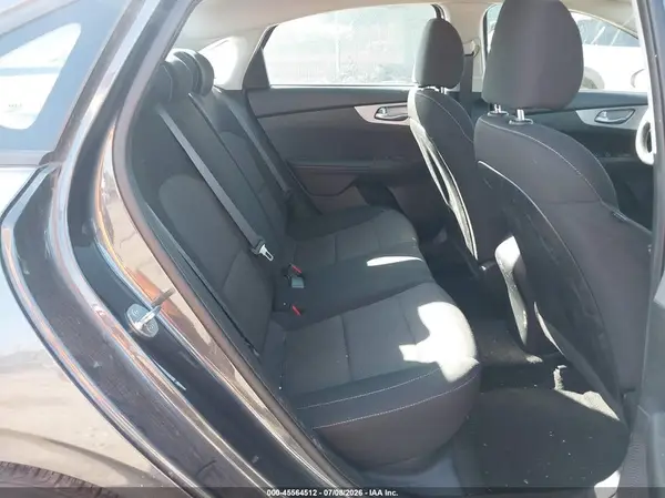 3KPF24AD0NE424483 2022 KIA FORTE - Image 8