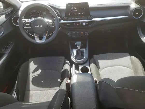 3KPF24AD0NE427819 2022 KIA FORTE - Image 8