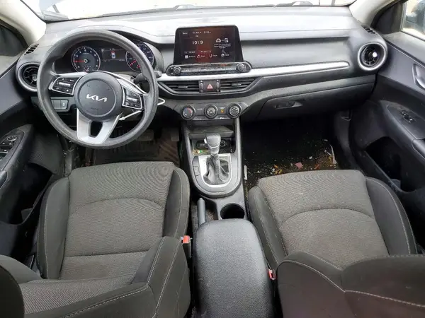 3KPF24AD0NE428792 2022 KIA FORTE - Image 8