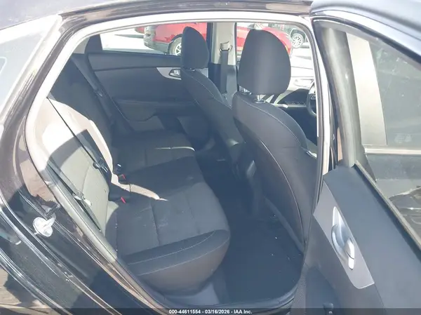 3KPF24AD0NE433233 2022 KIA FORTE - Image 8