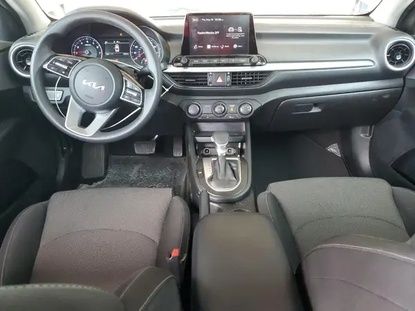 3KPF24AD0NE435239 2022 KIA FORTE - Image 8