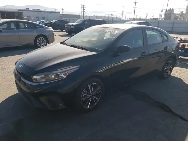 3KPF24AD0NE435581 2022 KIA FORTE - Image 1