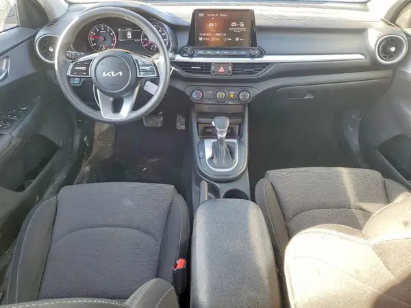 3KPF24AD0NE442143 2022 KIA FORTE - Image 8