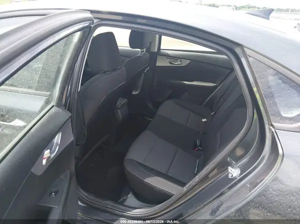 3KPF24AD0NE445351 2022 KIA FORTE - Image 8