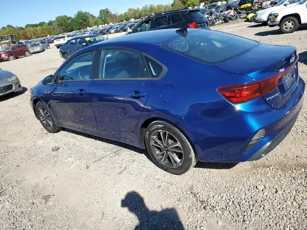 3KPF24AD0NE445365 2022 KIA FORTE - Image 2