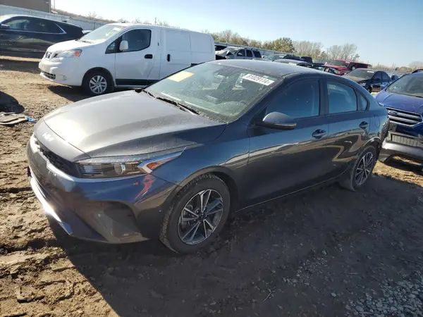 3KPF24AD0NE445799 2022 KIA FORTE - Image 1