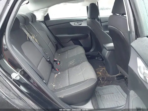 3KPF24AD0NE446323 2022 KIA FORTE - Image 8