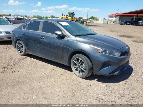 3KPF24AD0NE446757 2022 KIA FORTE - Image 1