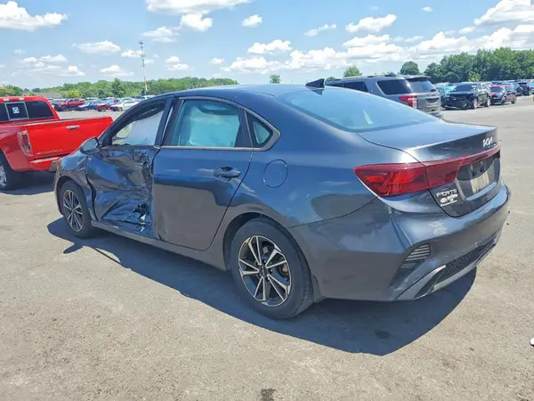 3KPF24AD0NE448802 2022 KIA FORTE - Image 2