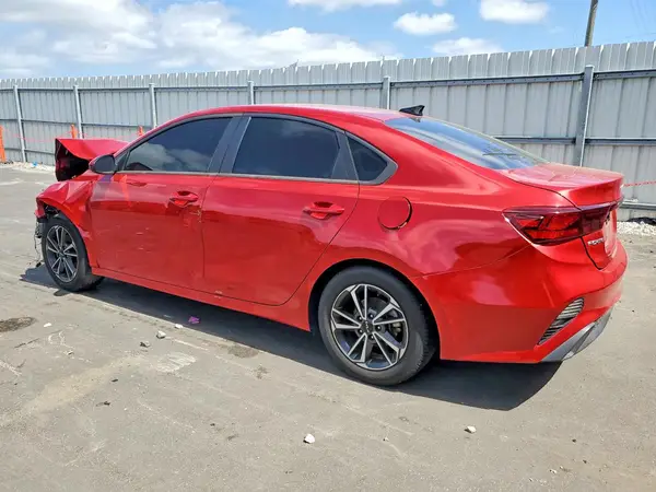 3KPF24AD0NE449819 2022 KIA FORTE - Image 2