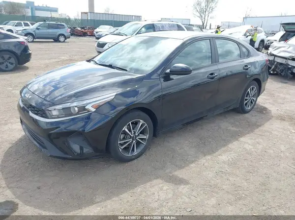 3KPF24AD0NE449884 2022 KIA FORTE - Image 2