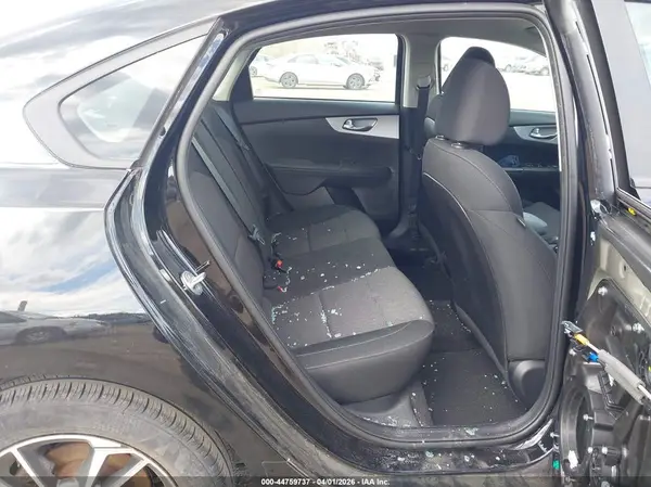 3KPF24AD0NE449884 2022 KIA FORTE - Image 8