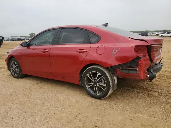 3KPF24AD0NE452557 2022 KIA FORTE - Image 2