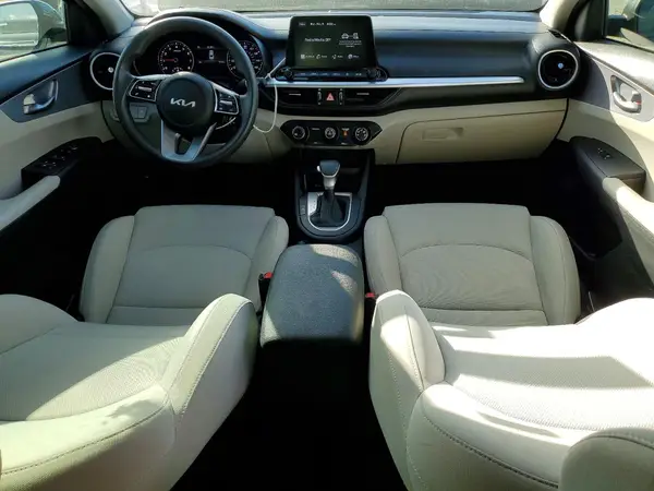 3KPF24AD0NE452638 2022 KIA FORTE - Image 8
