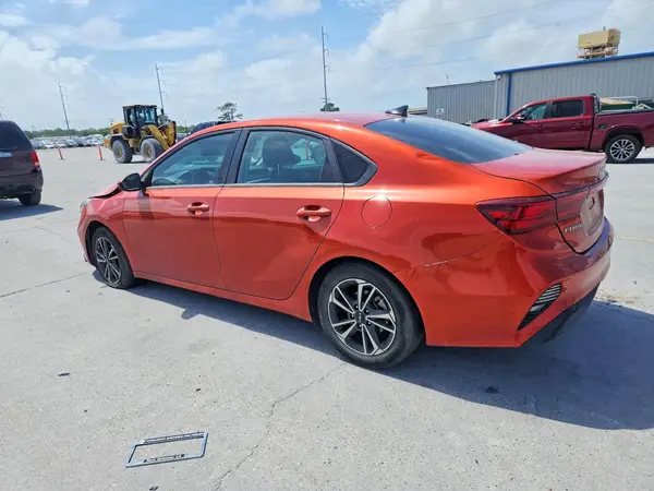 3KPF24AD0NE453076 2022 KIA FORTE - Image 2