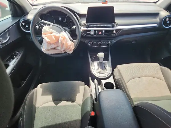 3KPF24AD0NE453076 2022 KIA FORTE - Image 8