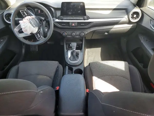 3KPF24AD0NE454793 2022 KIA FORTE - Image 8