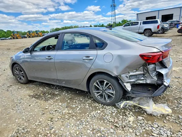 3KPF24AD0NE455006 2022 KIA FORTE - Image 2