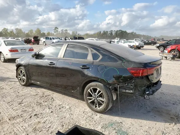 3KPF24AD0NE456026 2022 KIA FORTE - Image 2