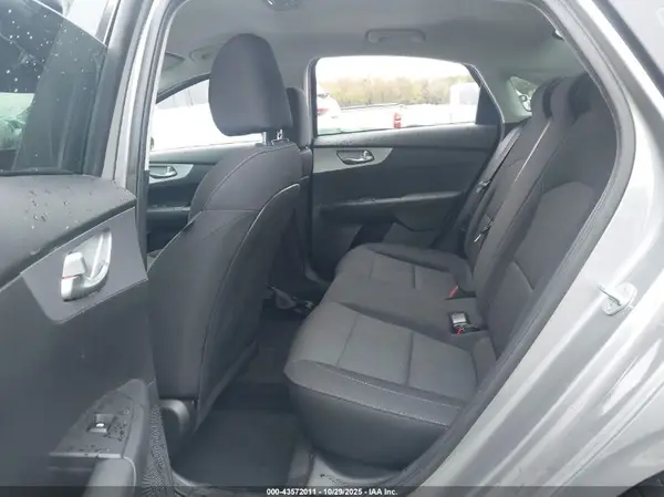 3KPF24AD0NE456141 2022 KIA FORTE - Image 8