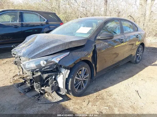 3KPF24AD0NE456298 2022 KIA FORTE - Image 2
