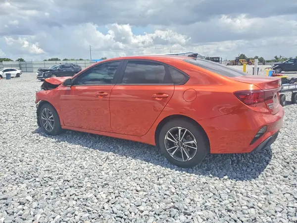 3KPF24AD0NE457807 2022 KIA FORTE - Image 2