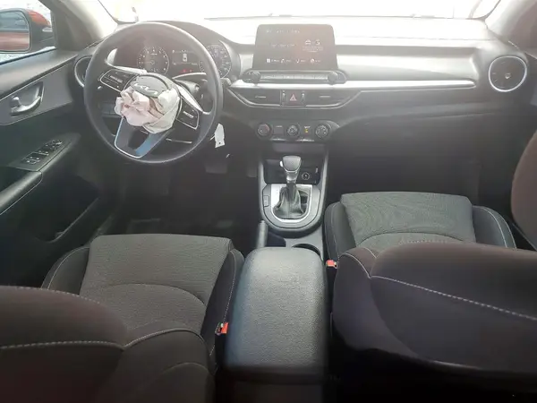 3KPF24AD0NE457807 2022 KIA FORTE - Image 8