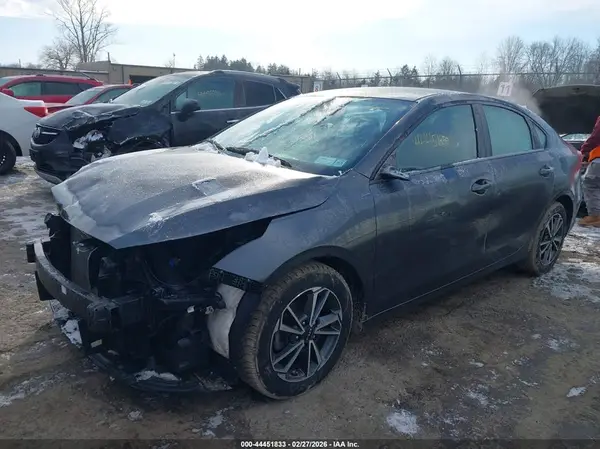 3KPF24AD0NE458147 2022 KIA FORTE - Image 2