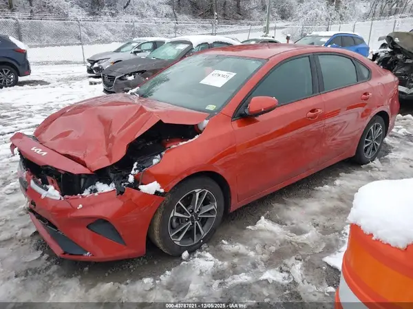 3KPF24AD0NE458410 2022 KIA FORTE - Image 2
