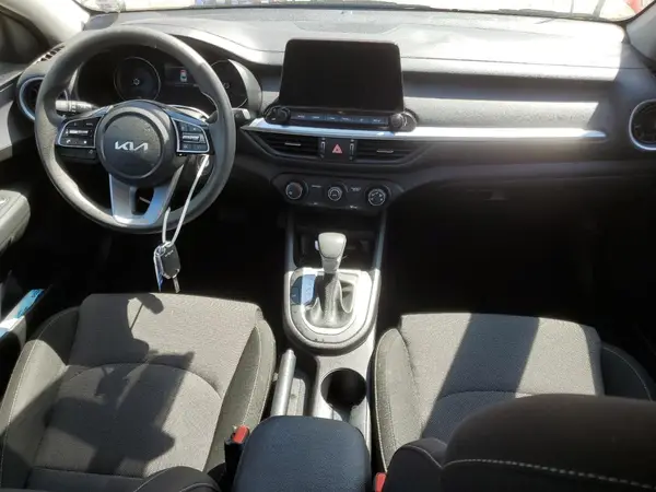 3KPF24AD0NE460142 2022 KIA FORTE - Image 8