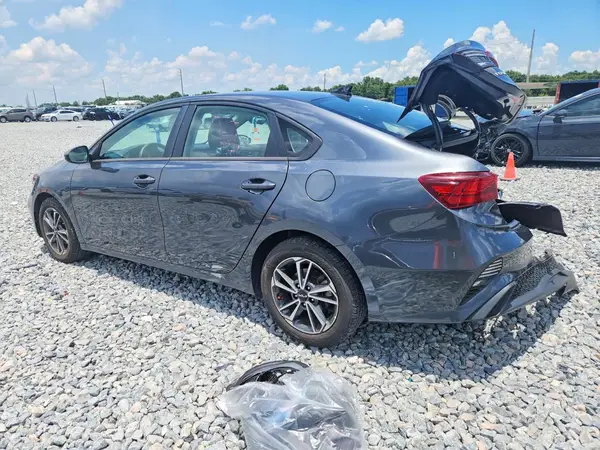 3KPF24AD0NE462134 2022 KIA FORTE - Image 2