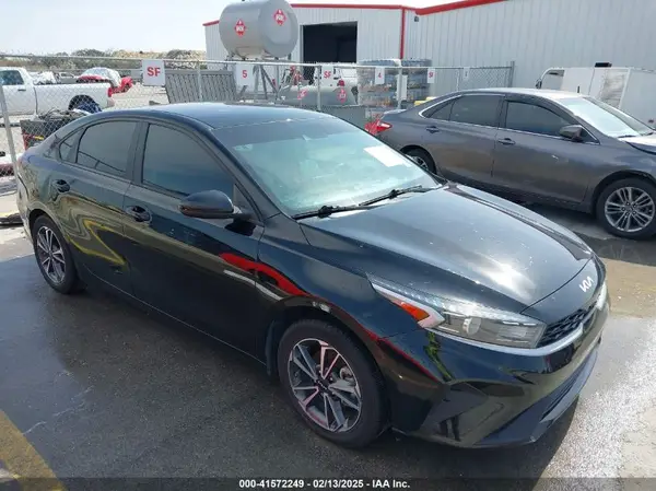 3KPF24AD0NE462571 2022 KIA FORTE - Image 1