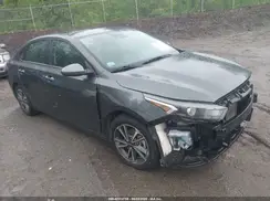 3KPF24AD0NE464353 2022 KIA FORTE