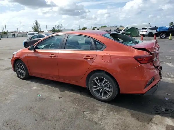 3KPF24AD0NE464966 2022 KIA FORTE - Image 2