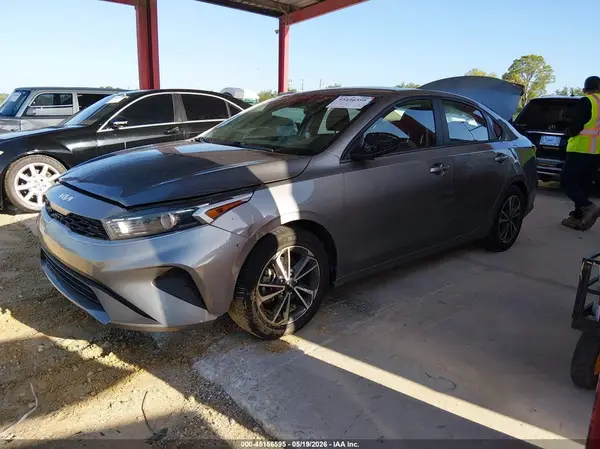 3KPF24AD0NE465549 2022 KIA FORTE - Image 2