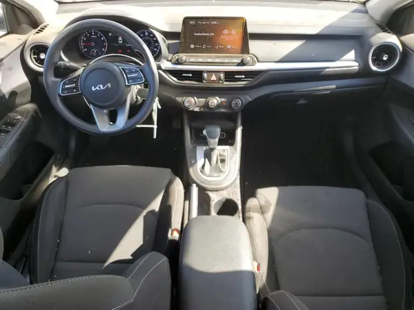 3KPF24AD0NE466216 2022 KIA FORTE - Image 8