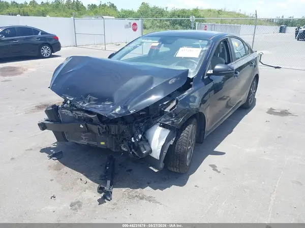 3KPF24AD0NE468595 2022 KIA FORTE - Image 2