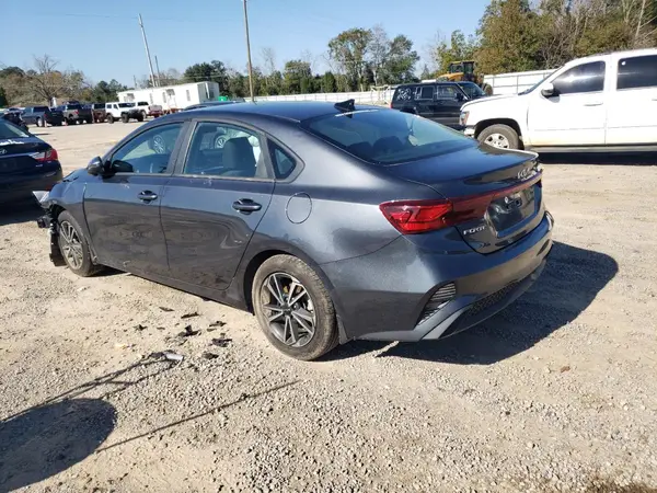 3KPF24AD0NE471917 2022 KIA FORTE - Image 2