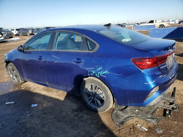 3KPF24AD0NE473330 2022 KIA FORTE - Image 2