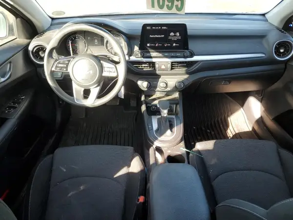 3KPF24AD0NE473330 2022 KIA FORTE - Image 8