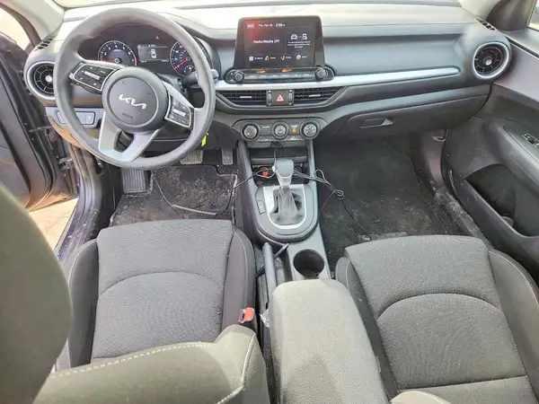 3KPF24AD0NE475997 2022 KIA FORTE - Image 8