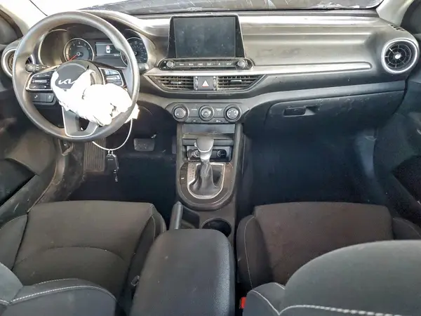 3KPF24AD0NE482920 2022 KIA FORTE - Image 8