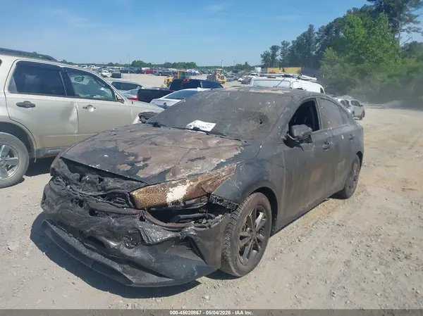 3KPF24AD0NE483520 2022 KIA FORTE - Image 2